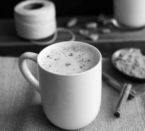 Turmeric Pepper Milk