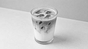 Vanilla Matcha Latte Iced