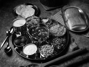 Jain Misal Thali (700 Gm)