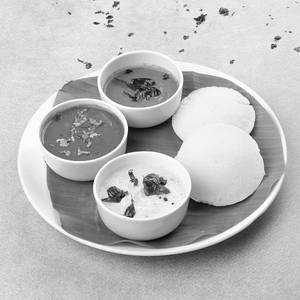 Idli Regular (2 Pcs)