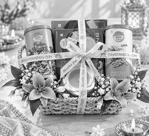 Dessert Gift Hamper(code No-3)
