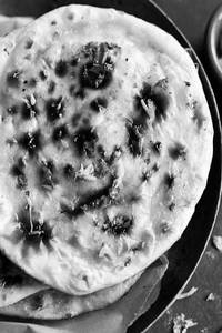 Stuffed Kulcha Aloo