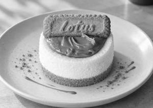 Lotus Biscoff Cheese Cake