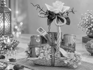 Assorted Gift Hamper(code No-2)