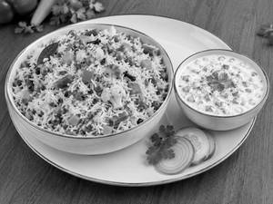 Fry rice with dahi