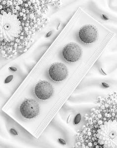 Besan Ladoo