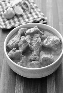 Butter Chicken With  Bone