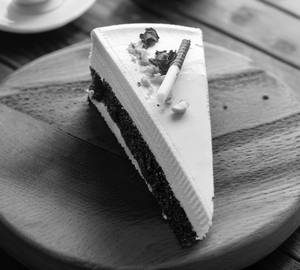 Pistachio Moose Pastry