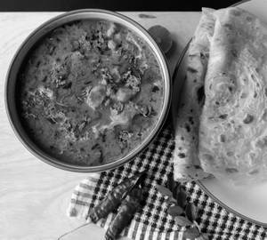 Kerala Paratha With Chicken Curry
