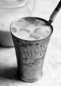 Rose milk