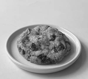 Chunky Chocolate Pecan Cookies [1 Piece, 80 G]