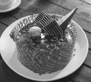 Ferrero rocher cake