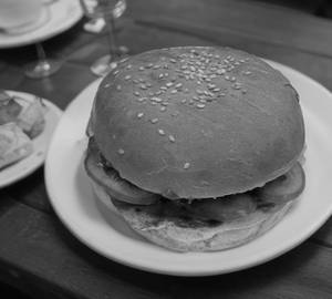 Classic Aloo Tikki Burger