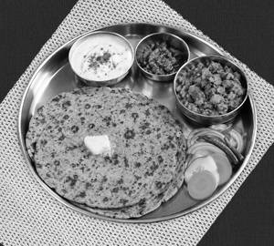 Missi Roti Thali