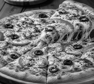 Cheese pizza