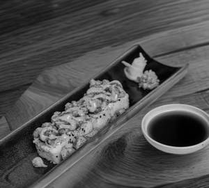 Edamame Crunch Maki Roll