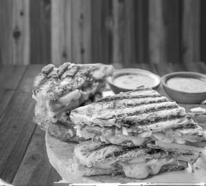 Mumbai Wala “ Matchless “Sandwich With Cheese And Paneer