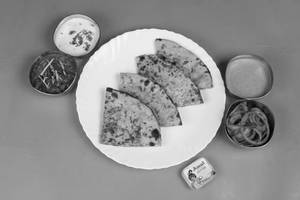 Mix Veg Paratha