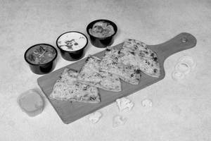 Gobi Onion Cheese Kulcha
