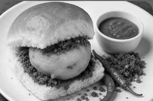 Bombay style plain vadapav