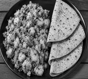 Aalu Bharta With 3 Chapatis