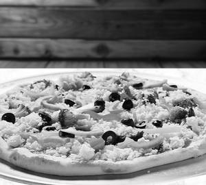 Exotic veg pizza