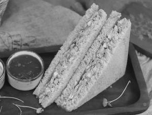 Tandoori Chicken Tikka Sandwich
