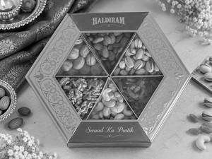 6 Khand Hexa Box