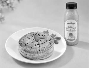 Mango Coco Jelly Juice & Chicken Puff Combo