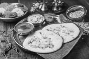 Veg Mix Uttapam