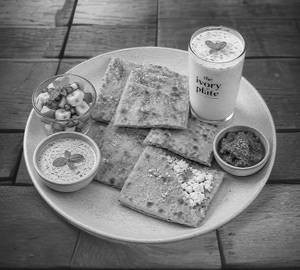 Paneer delight combo