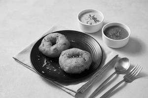 Medu Vada (2 Pcs)