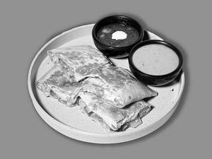 Peri Peri Paneer Quesadilla