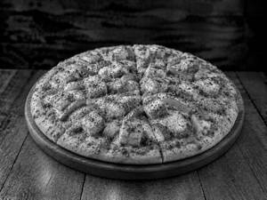PANEER TIKKA MASALA PIZZA
