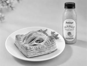 Mango Coco Jelly Juice & Panner Puff Combo