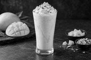 Yummily Mango Milk Shake