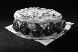 Crispy Baked Hot Garlic Manchurian Paratha Burger