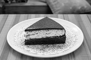 Oreo Brownie Cheesecake Slice