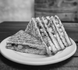 Corn Masala Sandwich ( 4 Pieces)