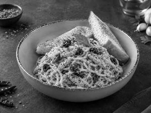 AGLIO E OLIO PEPERONCINO - CHICKEN