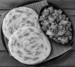 2 Parotta With Chill Gobi 250ml