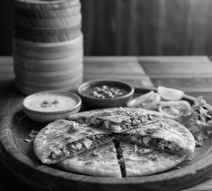 Peri Peri Stuffed Paratha (2Units)