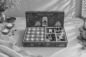 Grand Celebration Gift Hamper