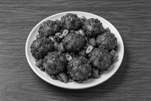 Veg Manchurian Dry (10pcs)