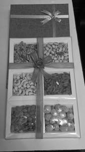 Dry Fruits Gift Hamper 4