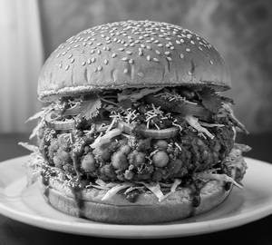 Paneer Tadka burger