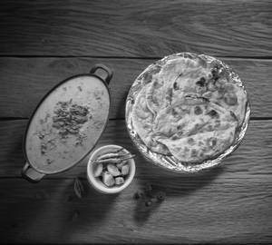 Egg Tadaka + Plain Roti (2 Pieces)