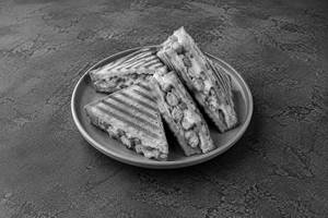 Chicken Tikka Grilled Sandwich