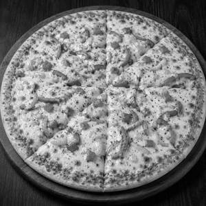 Veg butter cheese pizza