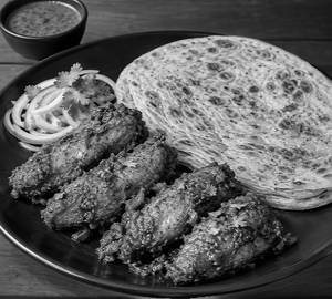 4 Piece Chicken Wings Masala With 2 Paratha
